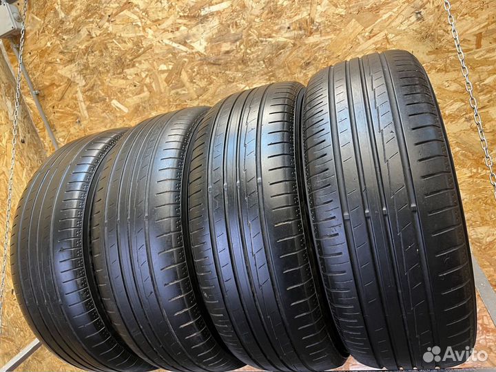 Yokohama BluEarth AE50 215/60 R16