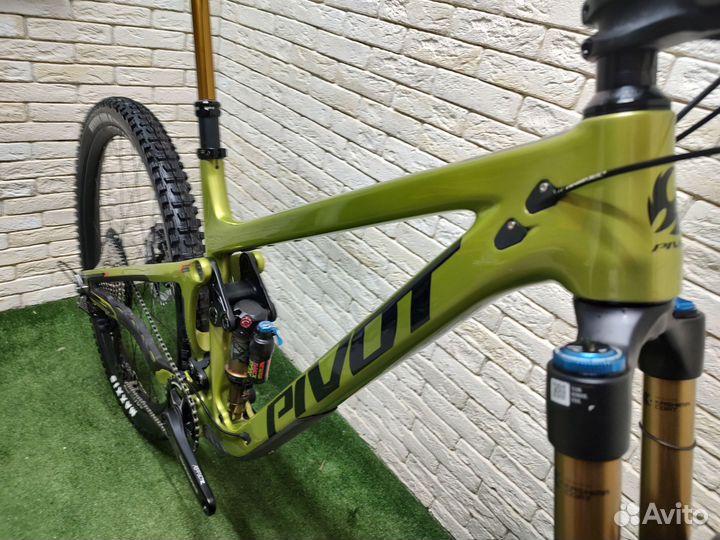 Pivot Switchblade pro xtr 2022