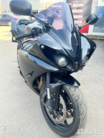 Yamaha yzf-r1 2011г