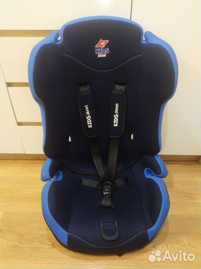 Автомобильное кресло 9-36