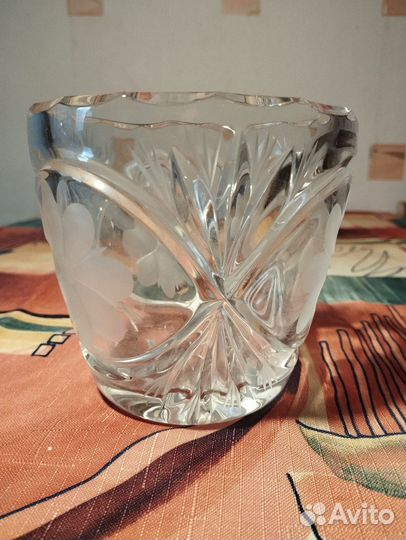 Конфетница хрустальная (новая)