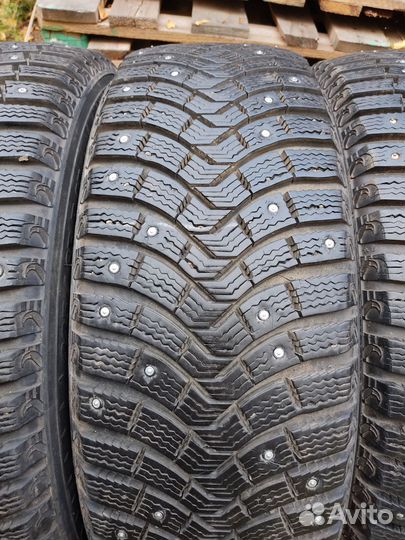 Michelin Latitude X-Ice North 2 + 225/65 R17