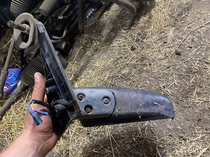 Зеркало боковое левое Mitsubishi Lancer 7