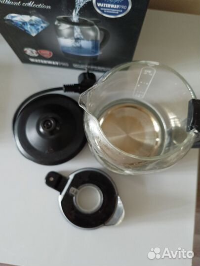 Чайник электрический polaris