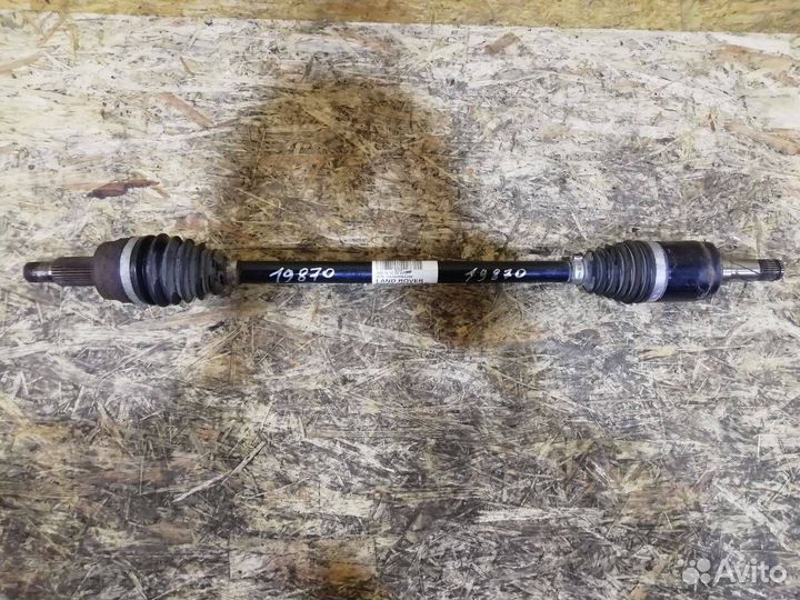 Полуось задняя правая Land Rover Discovery Sport