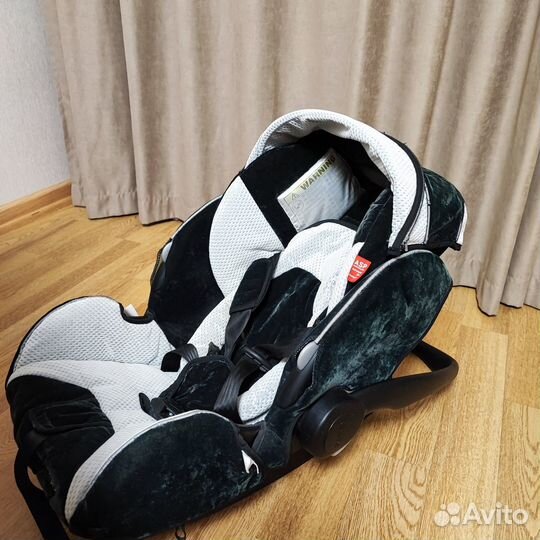 Автолюлька Recaro