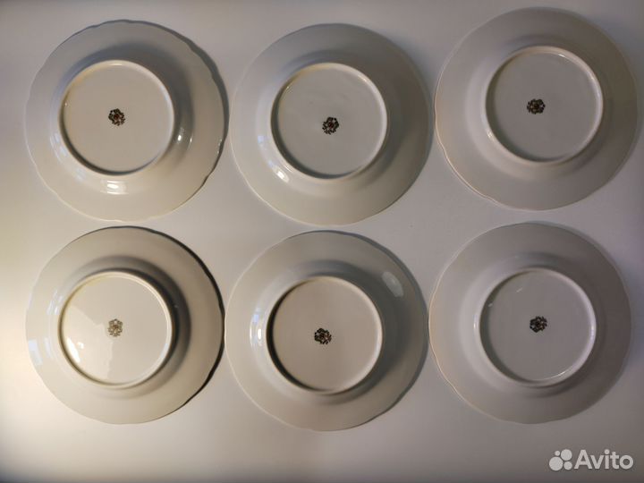Набор тарелок фарфор (шишки) Япония