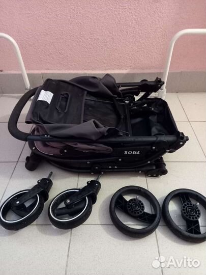 Прогулочная коляска детская складная
