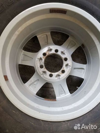 Колесо тоета - лексус