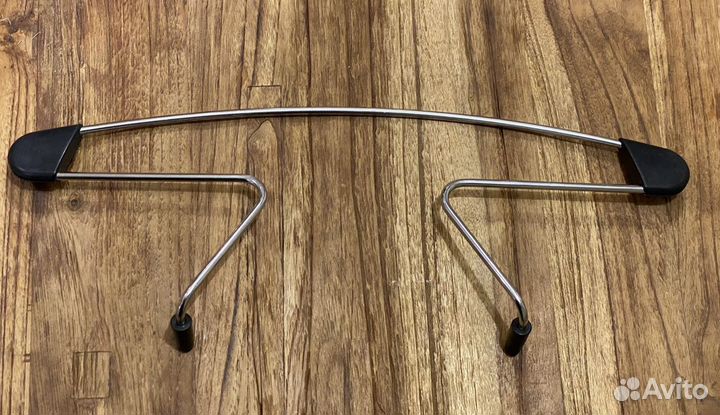 Плечики в сиденье