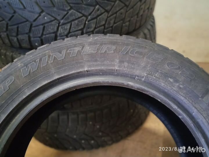 Dunlop SP Winter Ice02 215/55 R16 97T
