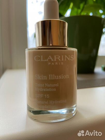 Clarins тональный крем 105