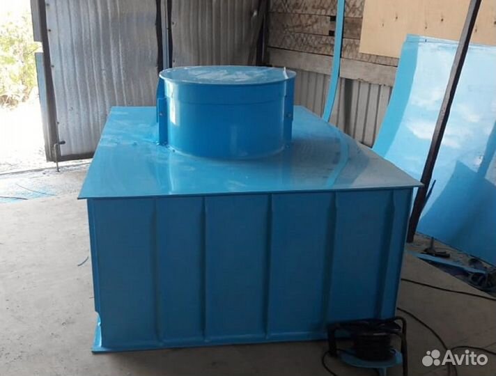 Емкость для рыбы и раков