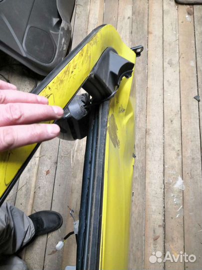 Дверь передняя правая Chevrolet Cobalt