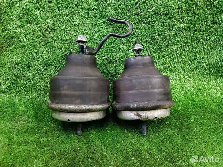 Подушки двигателя Пассат Б5 1,9 Дизель