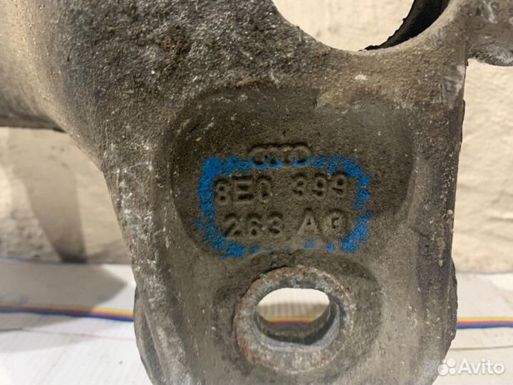 Кронштейн кпп Audi A4 B7 2005-2007 седан 2.0 BRE