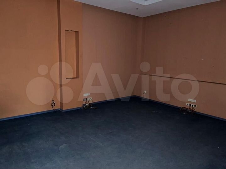 Сдам торговое помещение, 202.8 м²