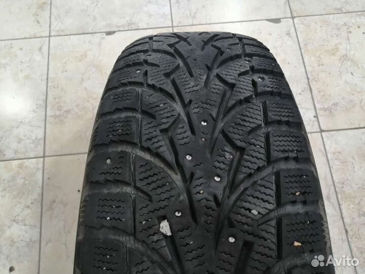 Toyo Observe GSi-5 215/70 R16