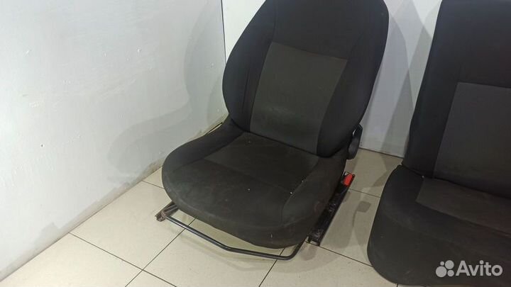 Сиденья комплект Рено