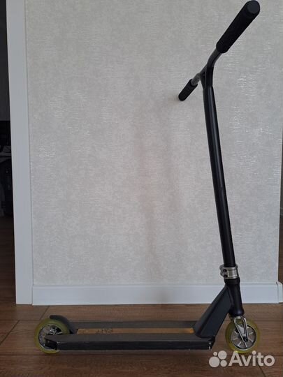 Самокат трюковой