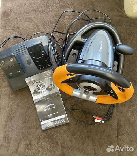 Продам руль с педалями для компьютера Новый