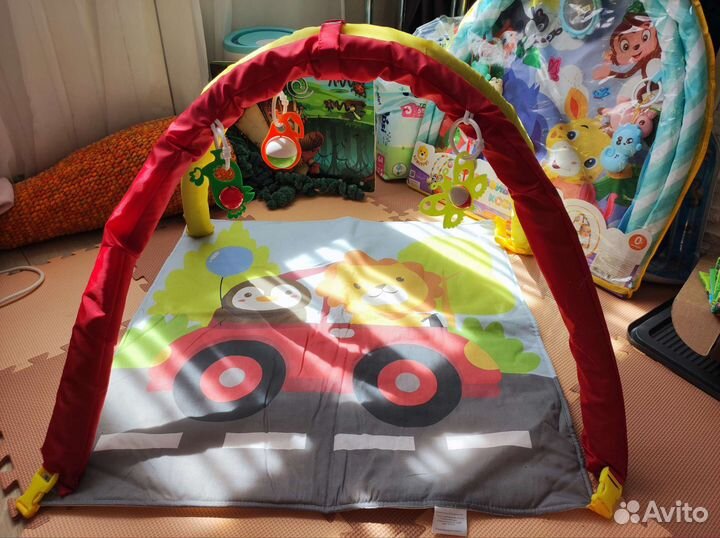 Развивающий коврик новый