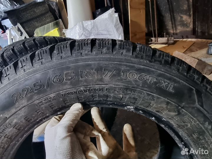 Nokian Tyres Hakkapeliitta 5 SUV 225/65 R17