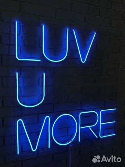 Неоновая рекламная вывеска