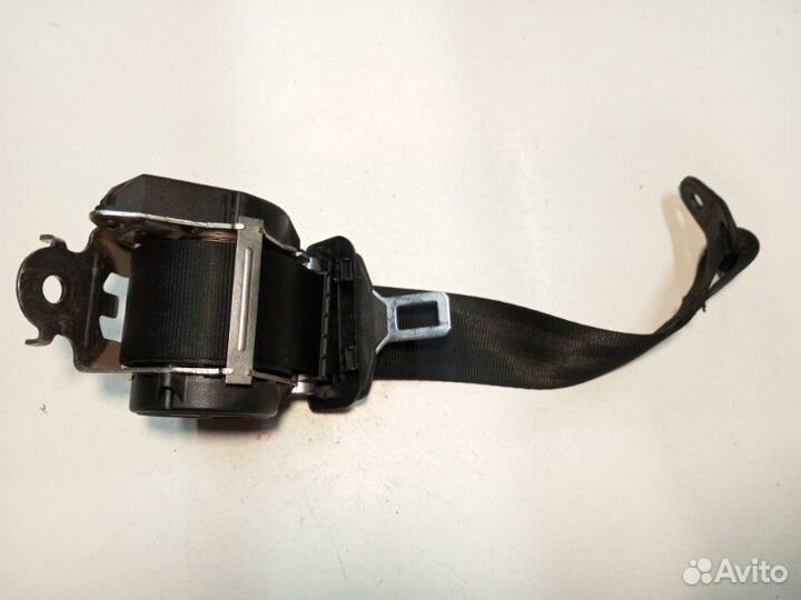 Ремень безопасности задний правый Renault Logan L8
