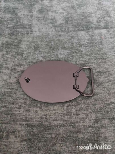 Пряжка на ремень