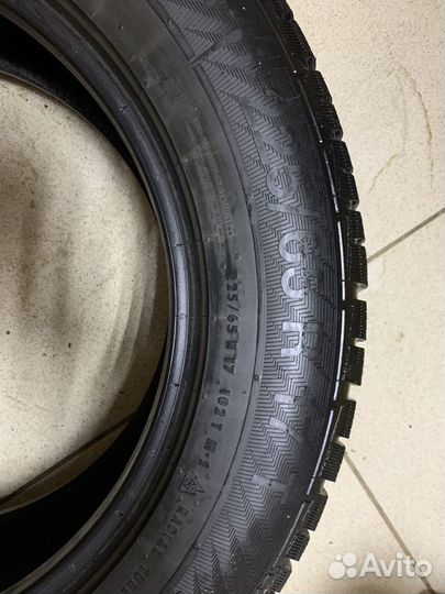 Gislaved NordFrost 100 SUV 2.25/65 R17