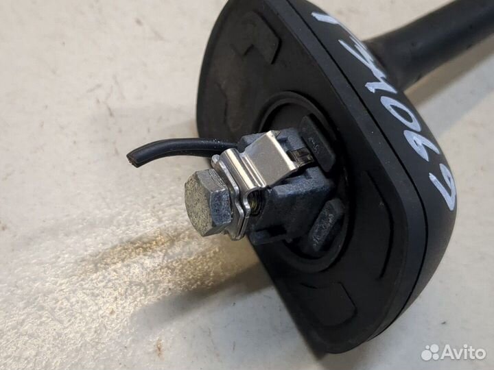 Антенна Nissan Qashqai, 2009