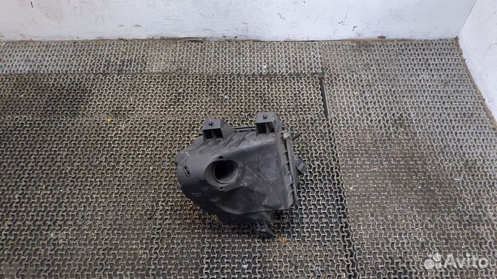 Корпус воздушного фильтра Skoda SuperB, 2005