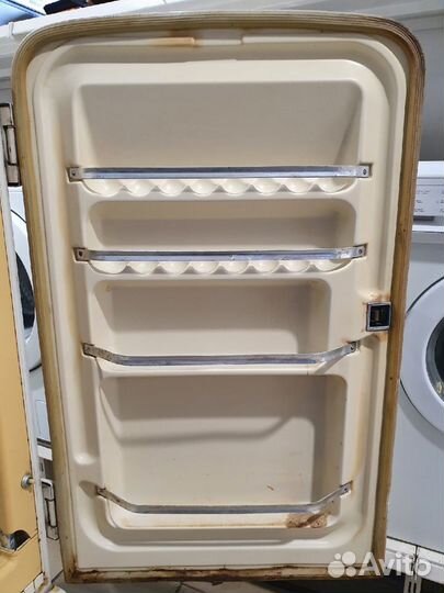 Холодильник Мир 1967г. под реставрацию