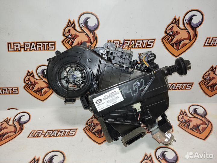 Корпус кондиционера Дискавери Спорт L550