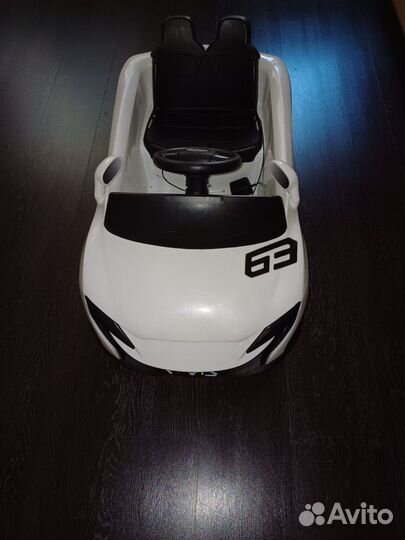 Детская машина на аккумуляторе с пультом