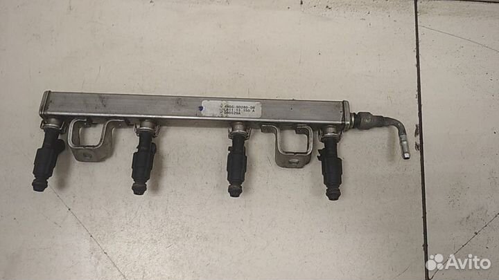 Рейка топливная (рампа) Ford Focus