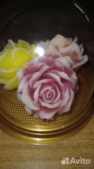 Мыло: три розочки в куполе