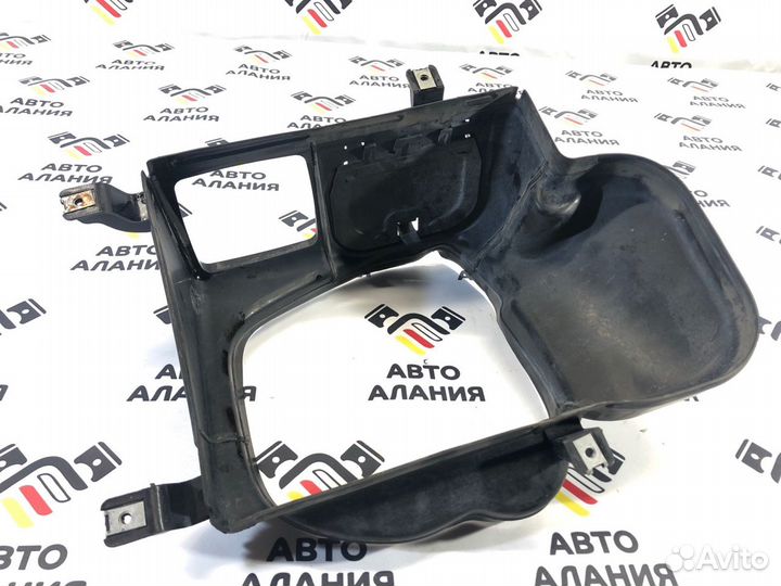 Воздуховод радиатора передний правый Bmw X5 E70