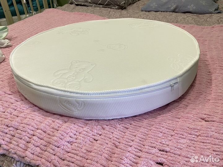 Матрас в круглую кроватку