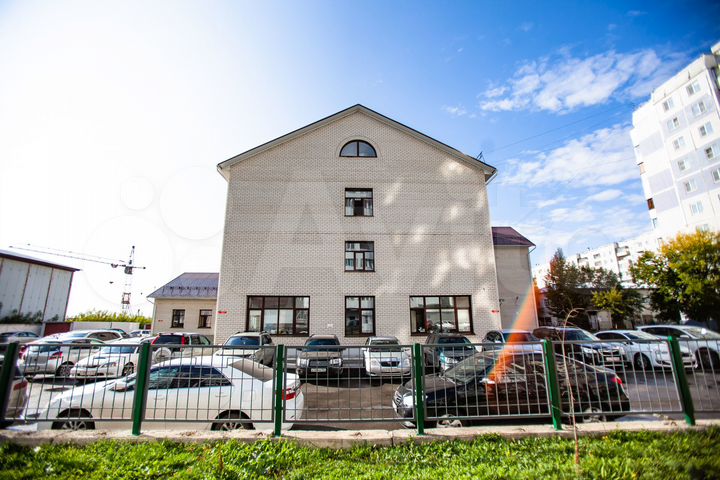 Аренда под офис, 5 кабинетов + холл, 220 м²