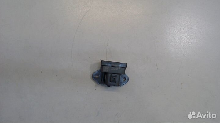 Реле бензонасоса Ford Mondeo 5 2015, 2019