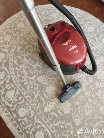 Пылесос LG Hippo 1500W