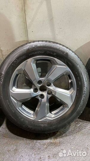 Колеса RAV4 r18 оригинал