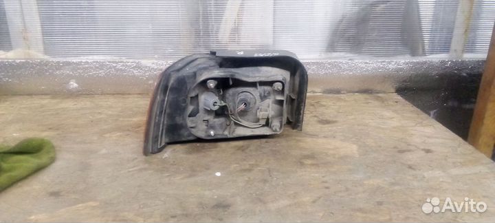 Фонарь задний правый Хонда шатл