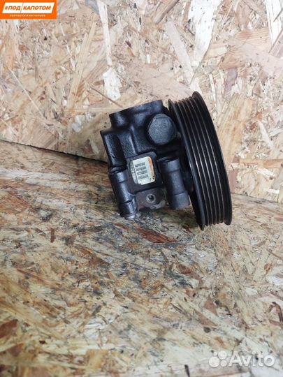 Насос гидроусилителя руля Ford Mondeo 3 1357641