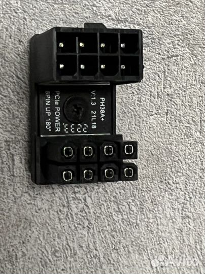 Угловой переходник питания видеокарты