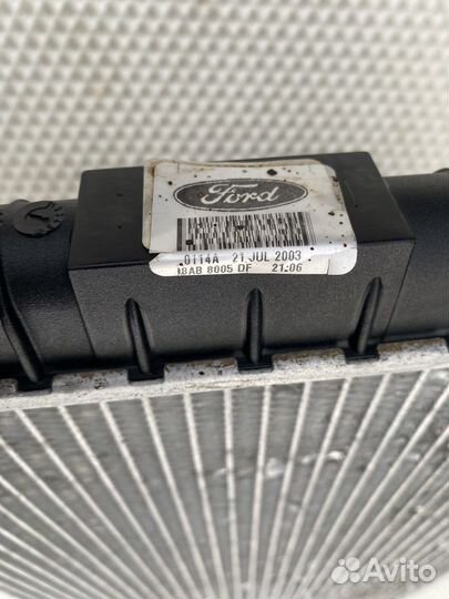 Радиатор охлаждения двс Ford Focus 1