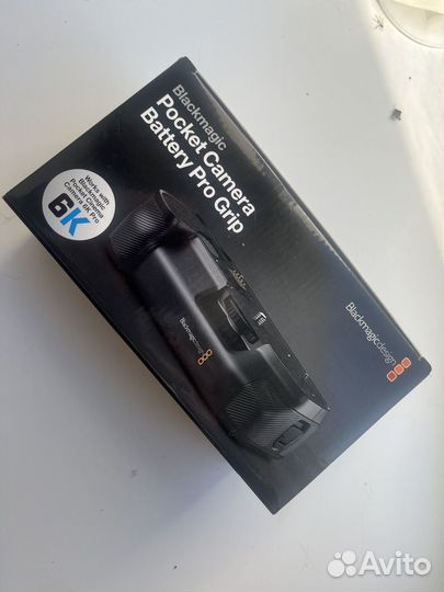 Blackmagic pocket camera battery pro grip