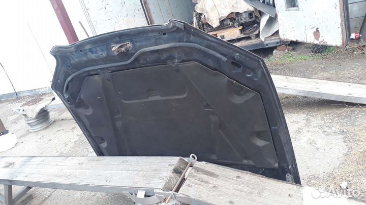 Капот subaru outback 2005 год